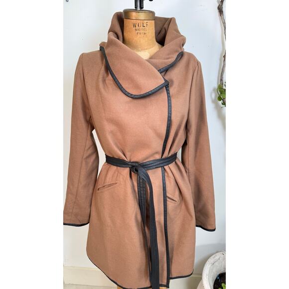Camel Wrap Coat Black leather Trim | Minimalist Winter Jacket - Picture 3 of 6